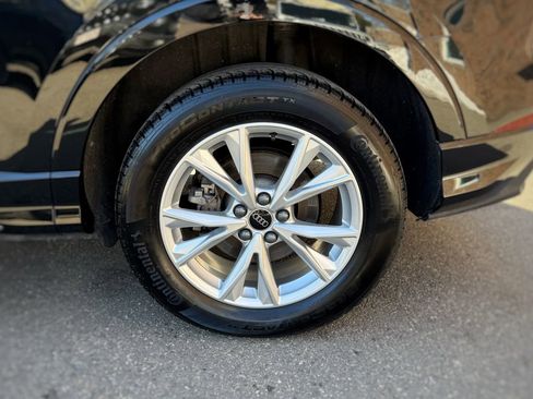 Used 2025 Audi Q3 2.0T Premium image 12