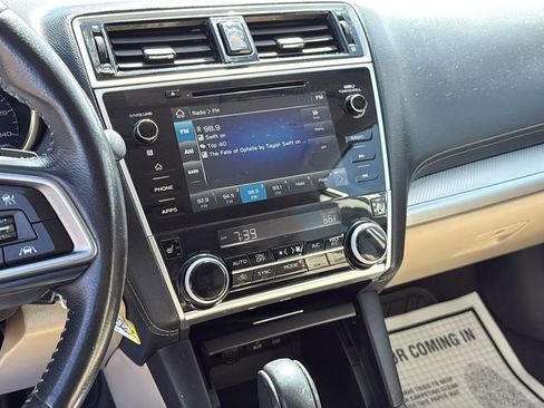 Used 2018 Subaru Outback 2.5i Premium AWD/4WD image 23