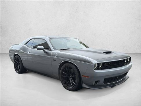 Used 2022 Dodge Challenger R/T Scat Pack w/ T/A Package RWD image 3