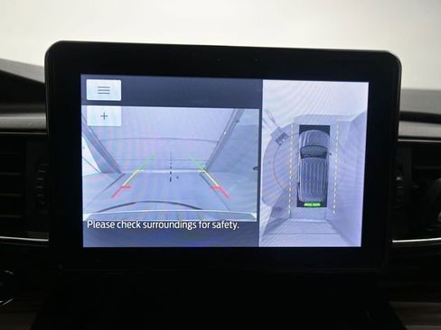 Used 2021 Ford Explorer Limited w/ Equipment Group 301A image 17