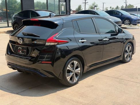 Used 2018 Nissan Leaf SV w/ Protection Package FWD image 11