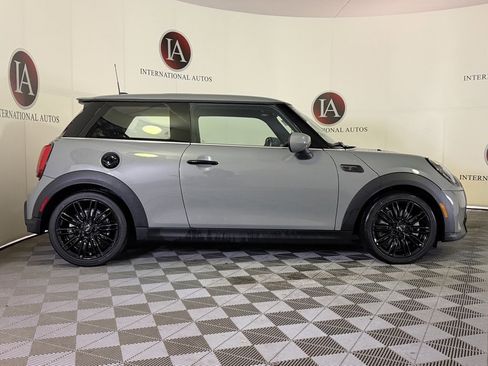Certified 2023 MINI Cooper S image 9