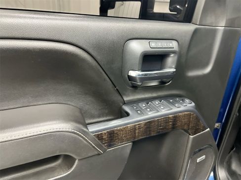 Used 2015 GMC Sierra 3500 Denali w/ Duramax Plus Package image 20