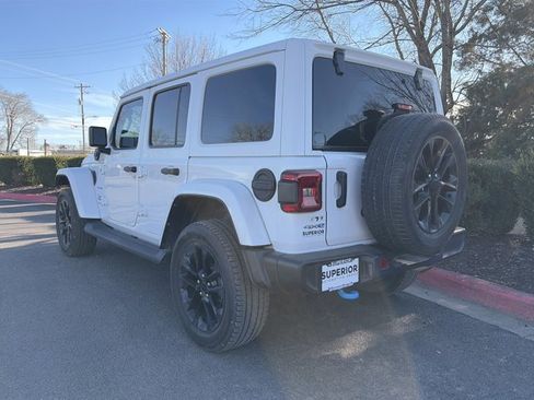 Used 2023 Jeep Wrangler Unlimited Sahara w/ Cold Weather Group image 7