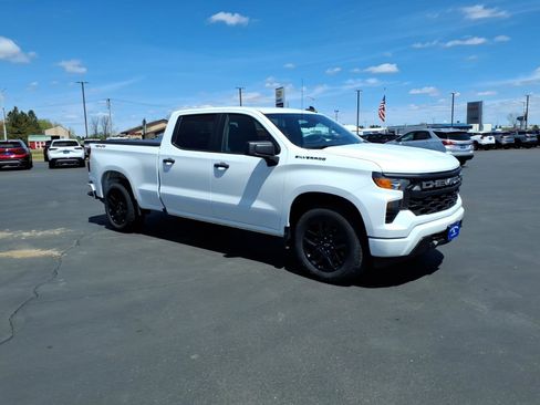 Used 2023 Chevrolet Silverado 1500 Custom w/ LPO, Dark Essentials Package AWD/4WD image 8