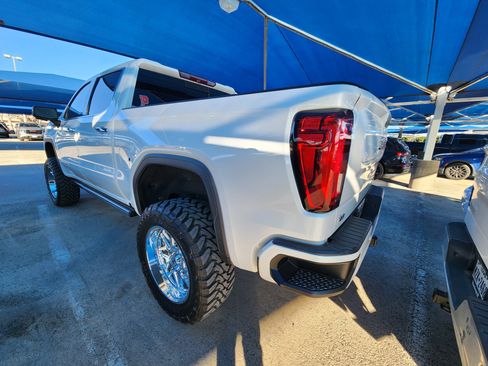 Used 2019 GMC Sierra 1500 Denali w/ Denali Ultimate Package image 3