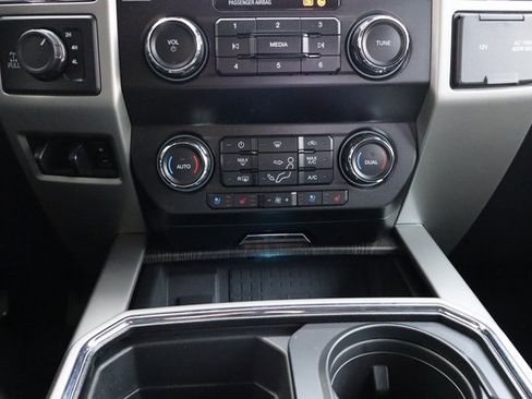 Used 2021 Ford F350 Lariat image 10