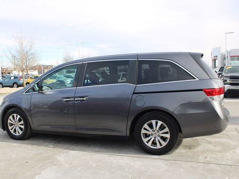 Used 2016 Honda Odyssey SE image 4