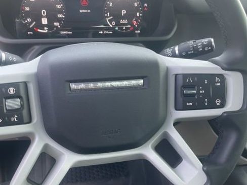 Certified 2024 Land Rover Defender 110 X-Dynamic SE image 13