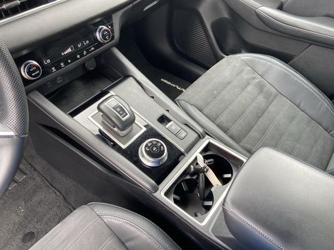 Used 2023 Mitsubishi Outlander SE FWD image 22