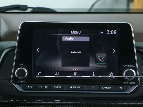 Used 2023 Nissan Rogue SV AWD/4WD image 19