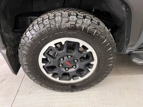 Used 2025 Toyota 4Runner TRD Off-Road Premium image 24