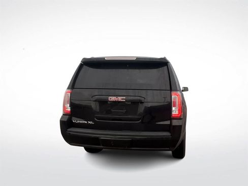 Used 2019 GMC Yukon XL SLT image 7