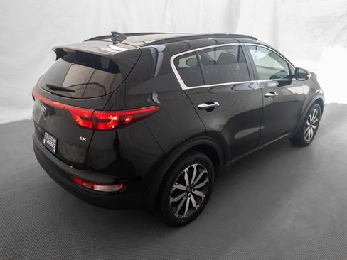 Used 2019 Kia Sportage EX w/ EX Premium Package image 10