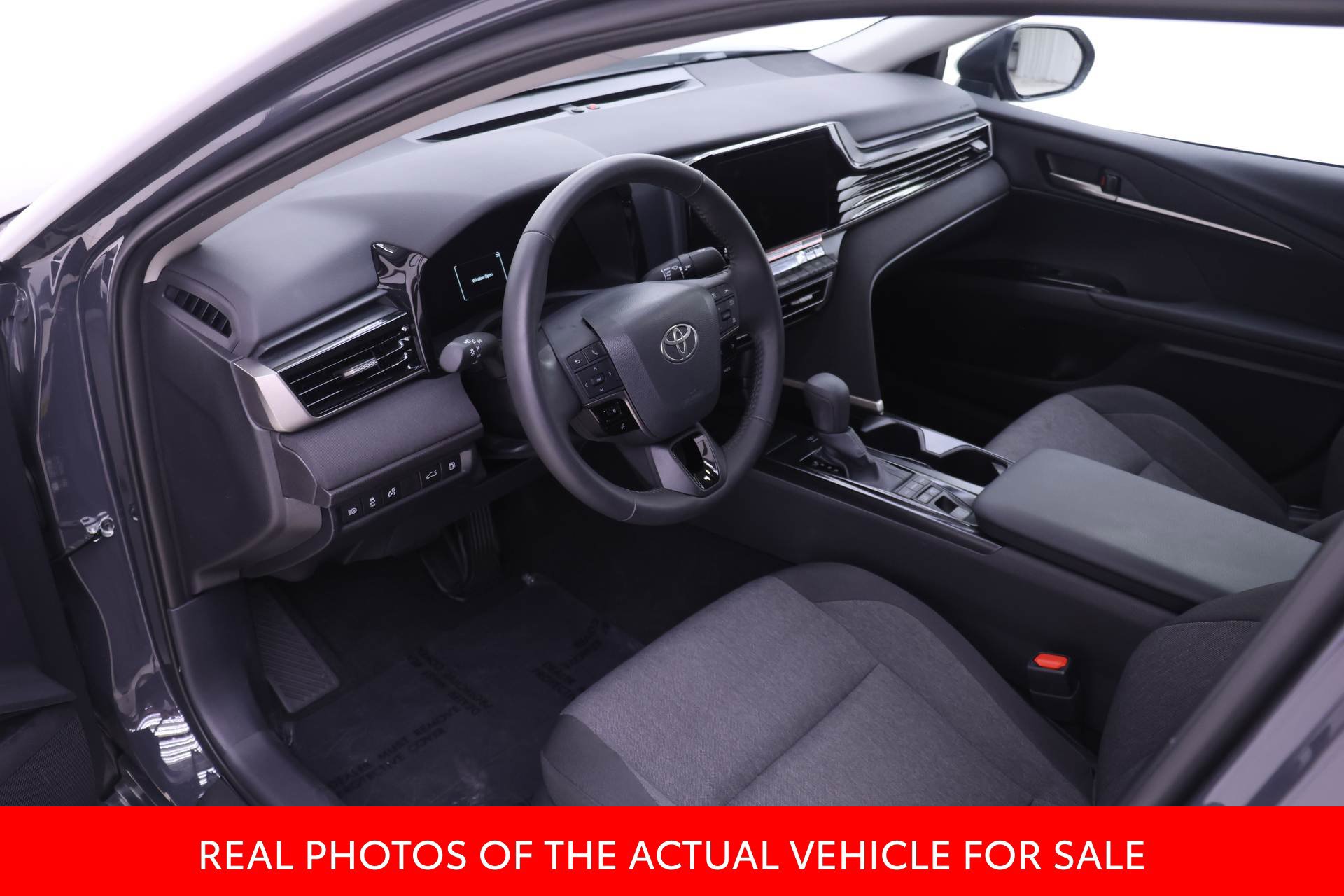 Used 2026 Toyota Camry LE w/ Convenience Package FWD image 3