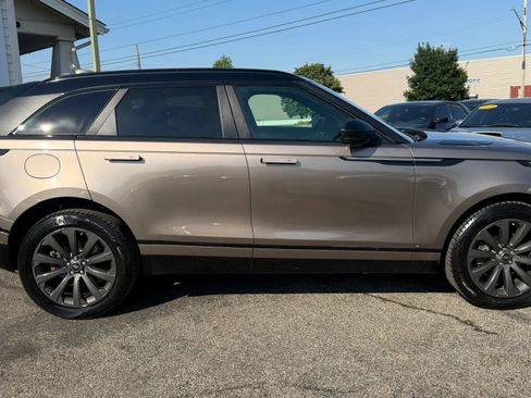 Used 2019 Land Rover Range Rover Velar R-Dynamic SE AWD/4WD image 6