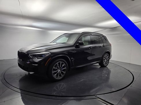 Used 2022 BMW X5 xDrive40i w/ M Sport Package image 6