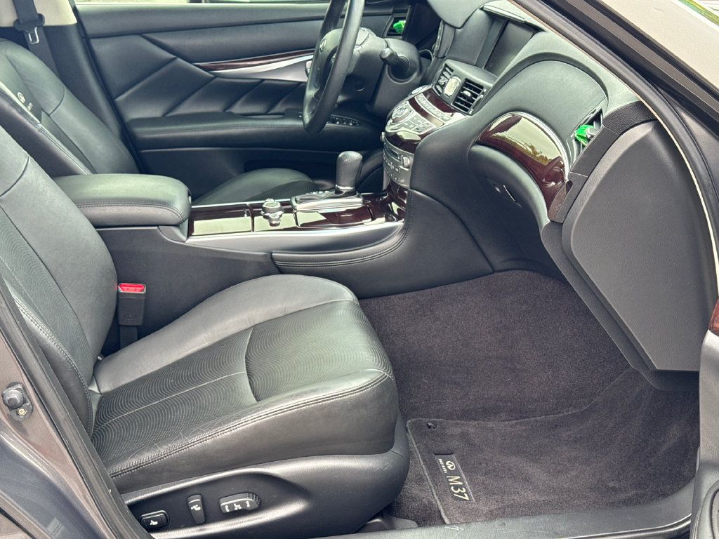 Used 2012 INFINITI M37 w/ Premium Pkg RWD image 13