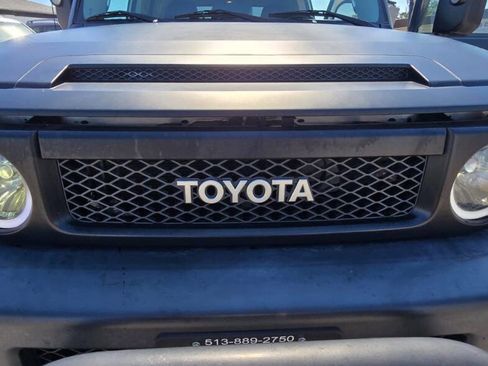 Used 2007 Toyota FJ Cruiser 4WD image 56