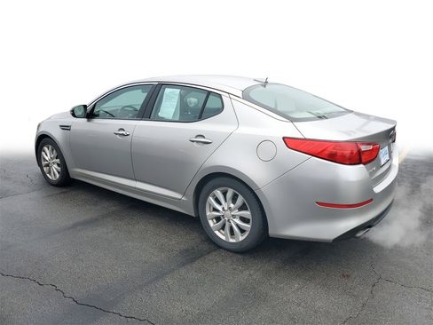 Used 2015 Kia Optima EX image 5