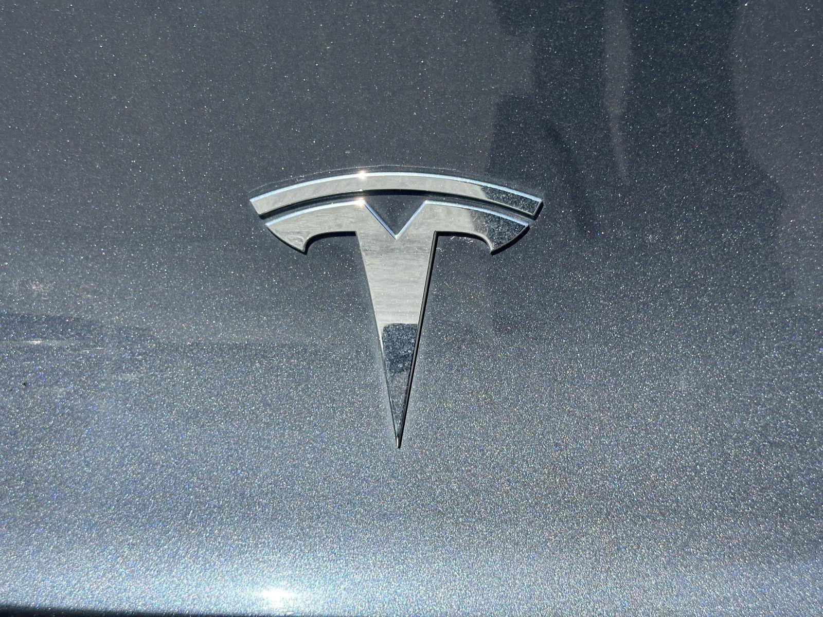 Used 2023 Tesla Model Y Long Range AWD/4WD image 10