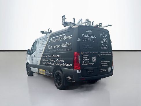 Used 2026 Mercedes-Benz Sprinter 2500 image 5