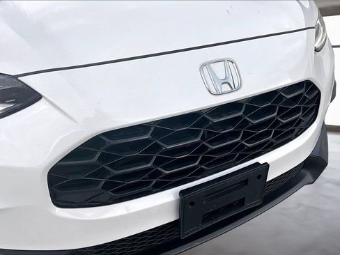 Certified 2025 Honda HR-V LX image 29