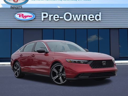 Used 2023 Honda Accord Sport image 1