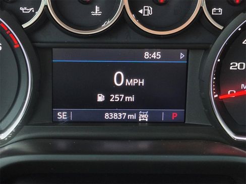 Used 2020 Chevrolet Silverado 1500 LT w/ Texas Edition image 15