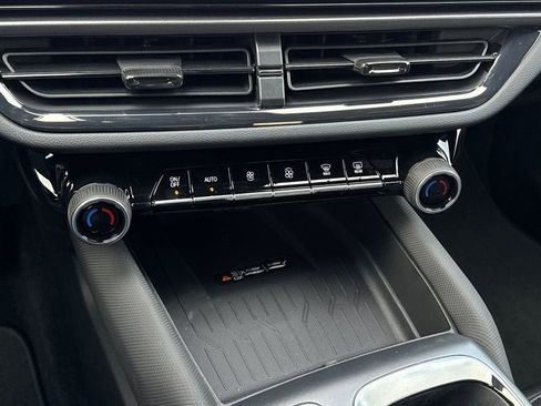 New 2026 Chevrolet Equinox EV RS image 21