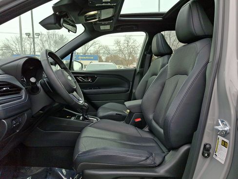 Certified 2025 Subaru Forester Limited image 14