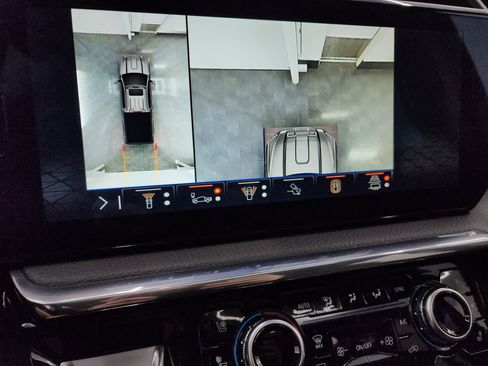 Used 2024 GMC Sierra 2500 Denali w/ Denali Reserve Package image 17