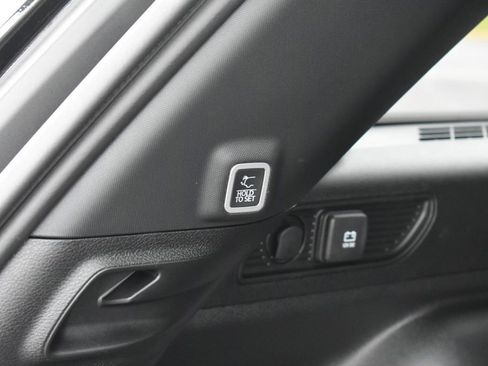 New 2025 Jeep Grand Cherokee Laredo w/ Luxury Tech Group I image 31