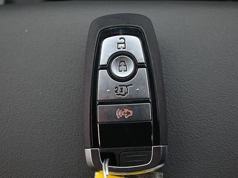 New 2025 Ford Explorer Active image 17