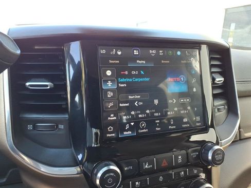 Used 2024 RAM 2500 Laramie w/ Safety Group AWD/4WD image 10