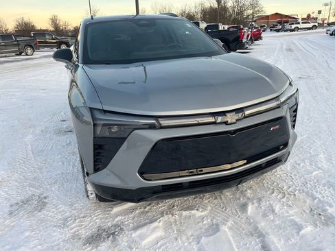 Used 2024 Chevrolet Blazer EV RS image 9