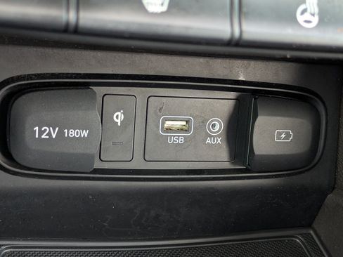 Used 2020 Hyundai Santa Fe Limited FWD image 24