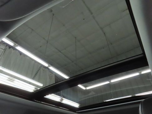 Used 2023 Ford F250 Lariat w/ Lariat Ultimate Package image 31