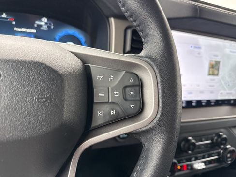 Used 2025 Ford Bronco Outer Banks w/ Sasquatch Package image 16