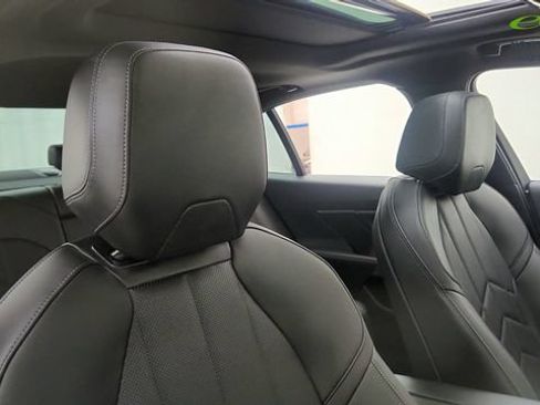 Used 2025 BMW 530i RWD image 22