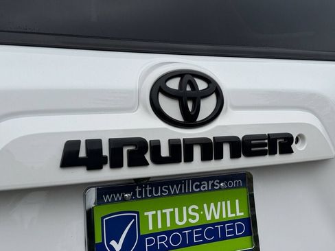Used 2019 Toyota 4Runner SR5 Premium AWD/4WD image 34