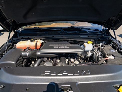 Used 2020 RAM 1500 Longhorn image 26