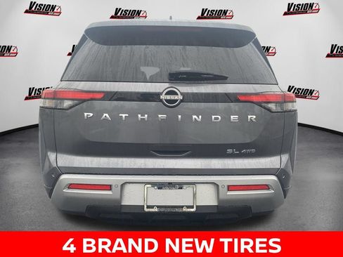 Certified 2024 Nissan Pathfinder SL AWD/4WD image 4