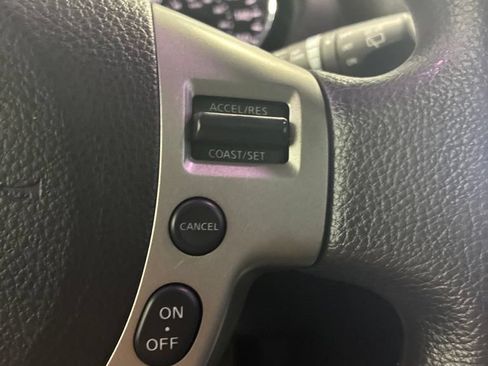 Used 2012 Nissan Rogue SV w/ Premium Pkg FWD image 19