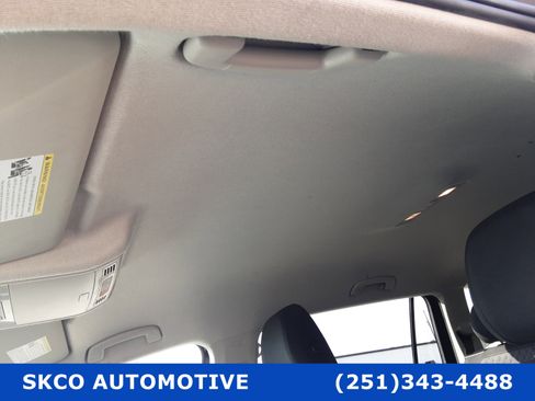 Used 2020 Volkswagen Tiguan S w/ 3rd Row Seat Package image 26