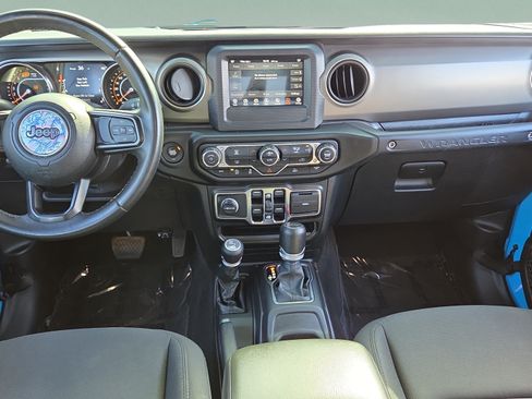 Used 2021 Jeep Wrangler Unlimited Sport AWD/4WD image 13
