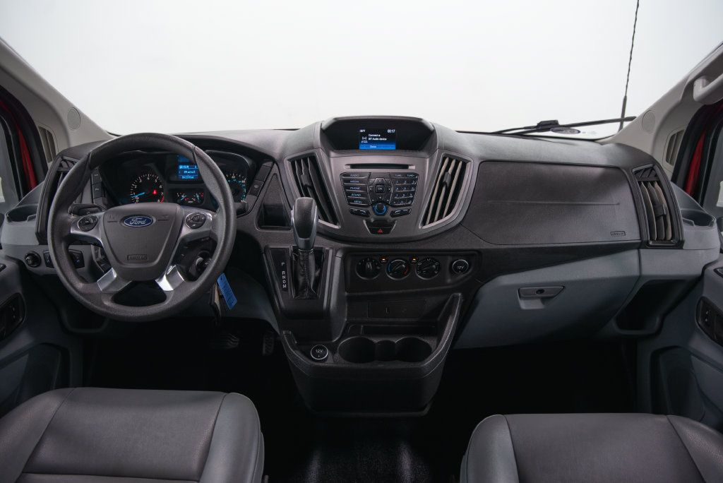 Used 2018 Ford Transit 150 XL RWD image 18