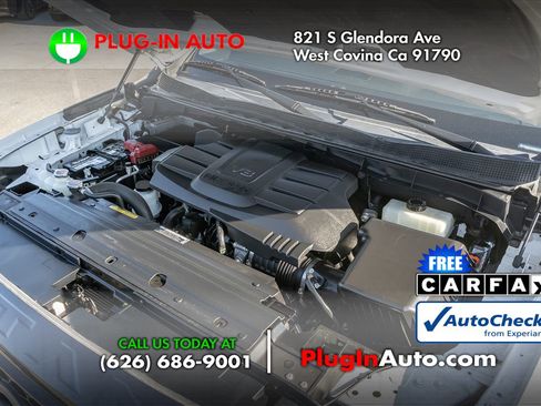 Used 2023 Nissan Titan SV w/ SV Convenience Package image 15