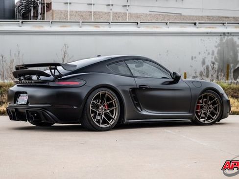 Used 2017 Porsche 718 Cayman image 5