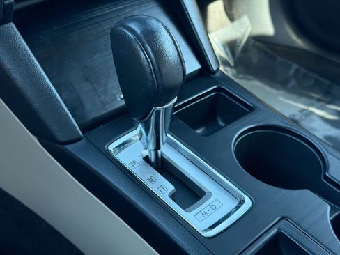 Used 2015 Subaru Outback 2.5i Limited image 34